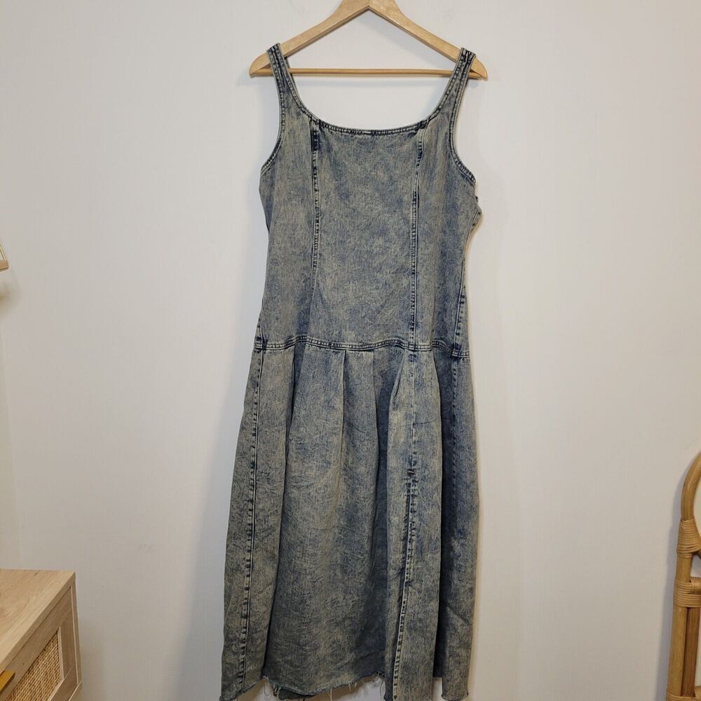 Women's Washed Midi Denim zipper closure Raw Edge Dress Size M L